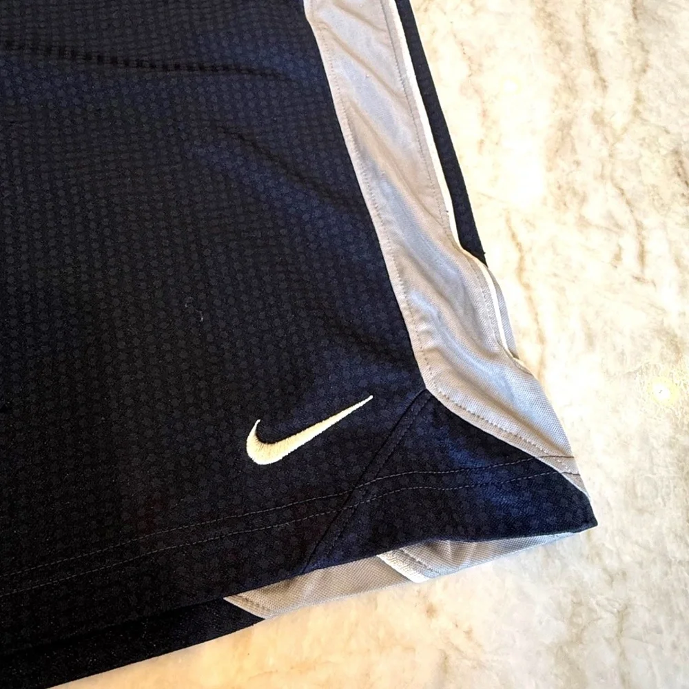 Nike Men's Drawstring Logo‎ Athletic Shorts; Navy/Grey; Size Small